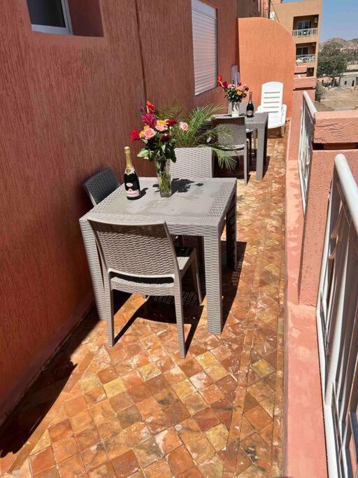 Appartement Haut Standing 3 Chambres Avec Terasse Quartier Gueliz Hivernage A Marrakech I19 Marraquexe Exterior foto