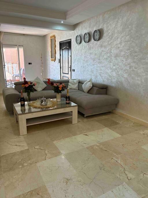 Appartement Haut Standing 3 Chambres Avec Terasse Quartier Gueliz Hivernage A Marrakech I19 Marraquexe Exterior foto