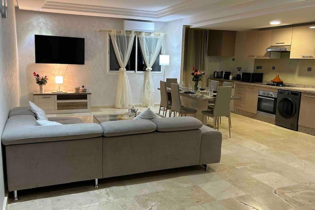 Appartement Haut Standing 3 Chambres Avec Terasse Quartier Gueliz Hivernage A Marrakech I19 Marraquexe Exterior foto